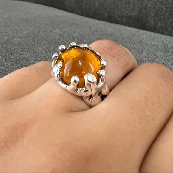 Mondo Mondo Magician Ring